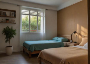 Crespo Haven Twin Room with Shared Bathroom